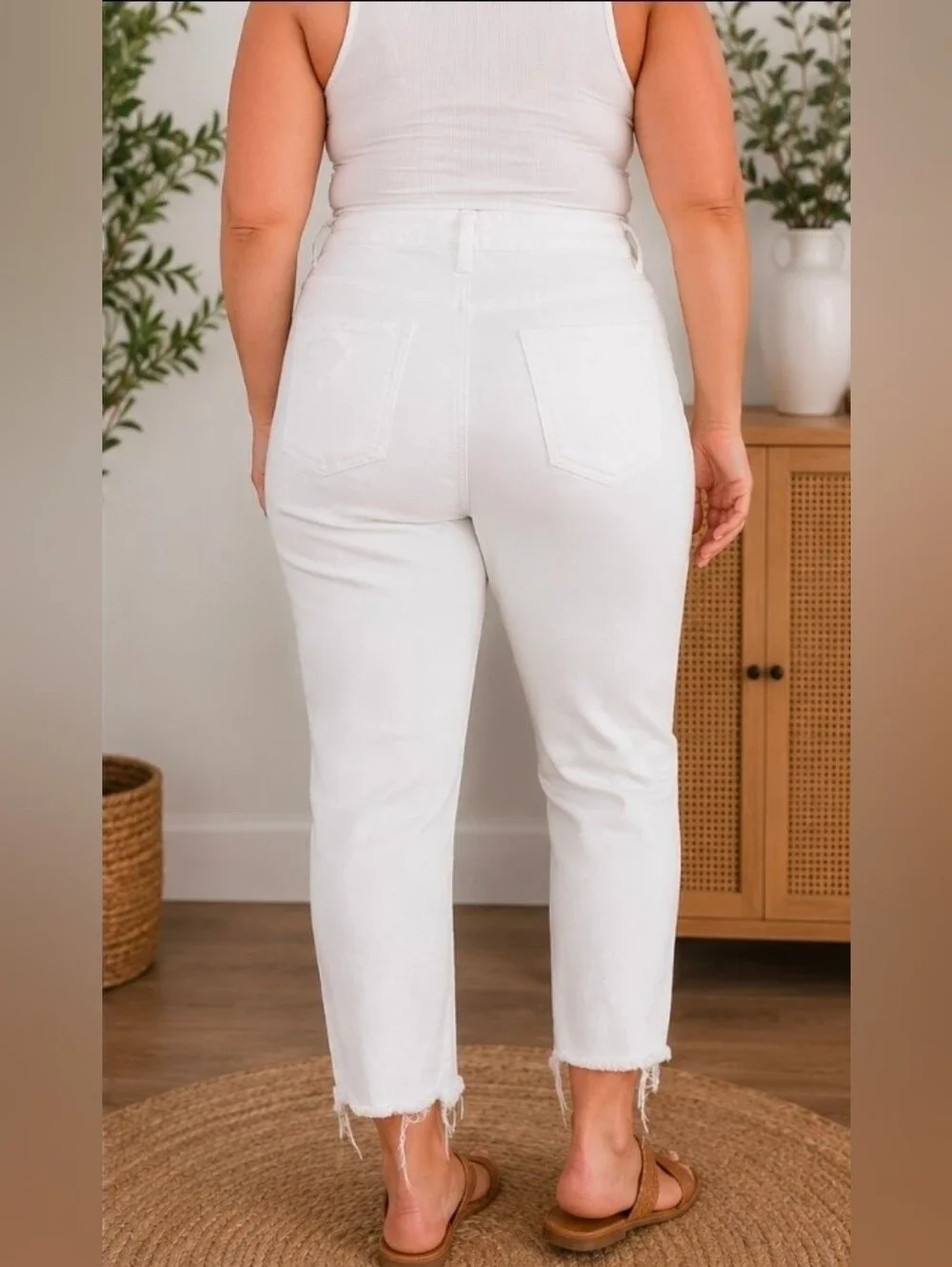 SO High Rise Distressed Crop Jeggings – White – Size 15 (32 Waist) – Stretch
